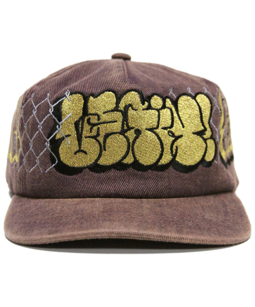 [1 OF 1]  METALLIC GOLD THROWIE (WINE)