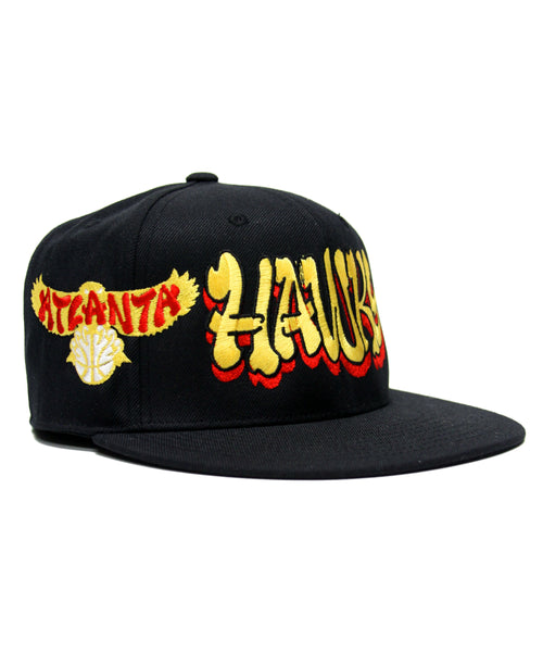 "HAWKS" FITTED CAP (BLK)