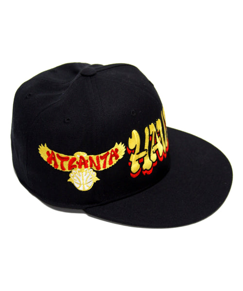 "HAWKS" FITTED CAP (BLK)