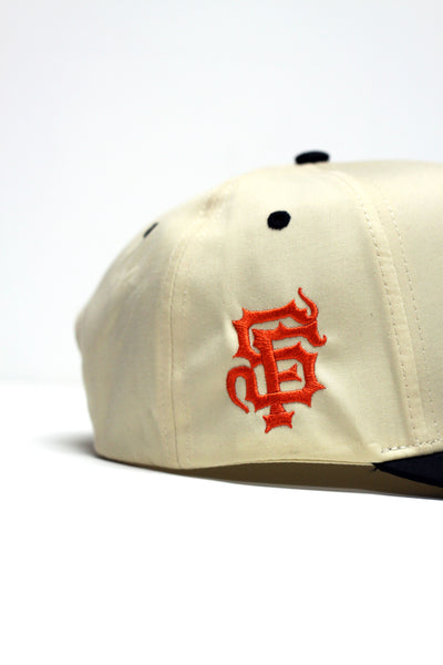 SF GIANTS SNAPBACK (CREAM/BLK)