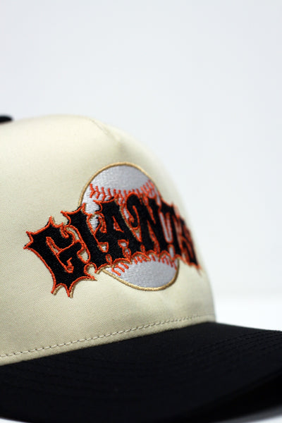 SF GIANTS SNAPBACK (CREAM/BLK)