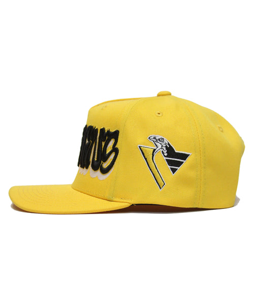 "PENGUINS" SPELL OUT (GOLD)