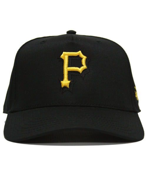 "P" PIRATES LOGO (BLACK)