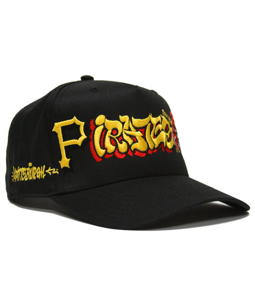 "PIRATES" SPELL OUT (BLACK)