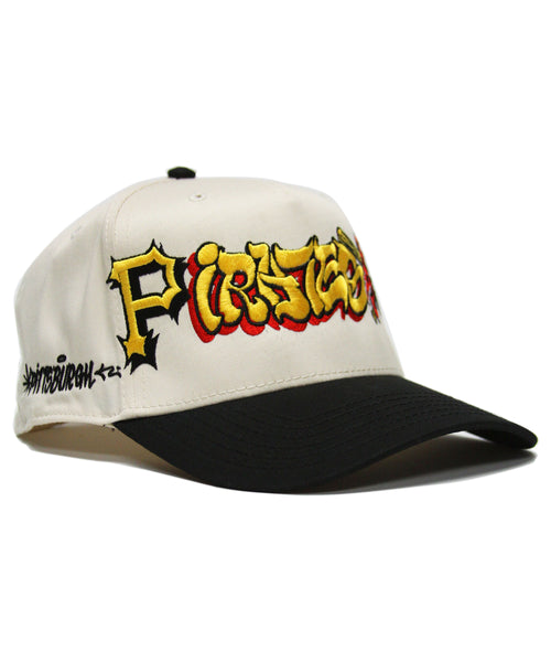 "PIRATES" SPELL OUT (BLK/CREAM)