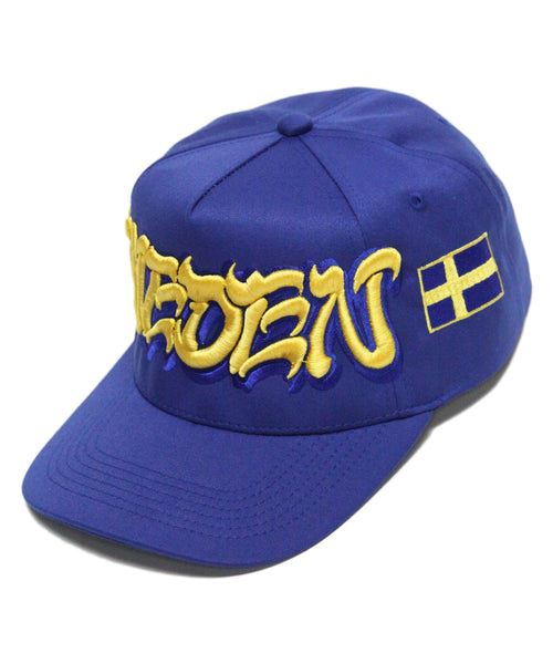 "SWEDEN" SPELL OUT (BLUE)