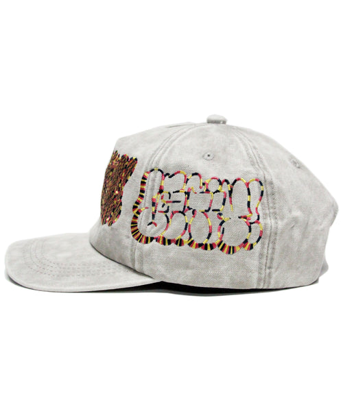 [1 OF 1]  "TRIPPY MANE" THROWIE (WHT/MULTI)