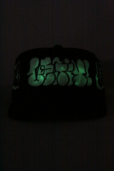 [1 OF 1] GLOW IN THE DARK THROWIE (BLK)