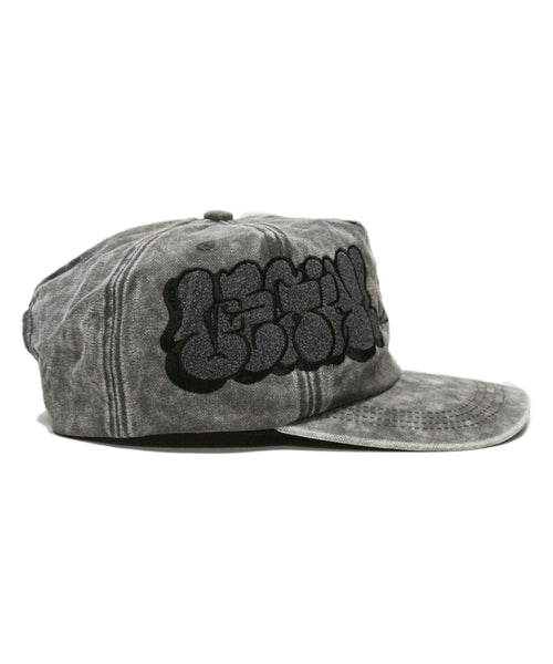 [1 OF 1] REFLECTIVE SPLIT THROWIE (BLK)