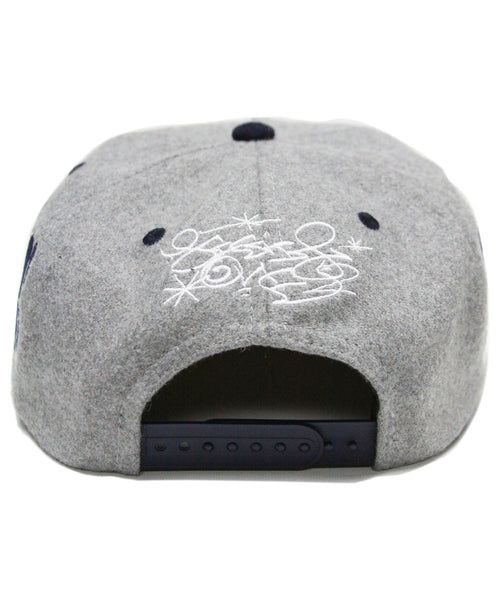[1 OF 1]   METALLIC SILVER/NAVY THROWIE (GREY/NAVY)
