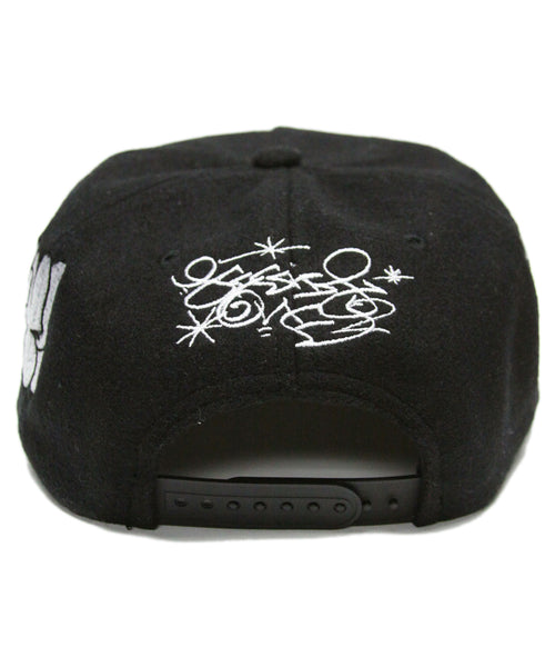 [1 OF 1] WHITE/BLACK THROWIE (BLACK)